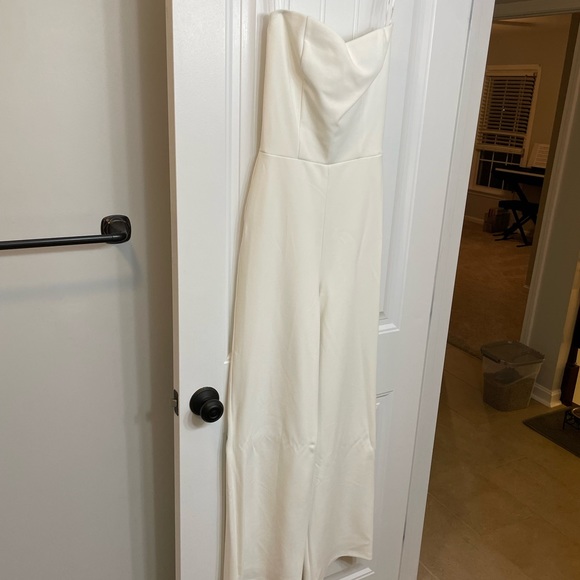 Jumpsuit - Picture 3 of 6